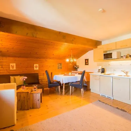 Fruhstuckspension & Eugenie 4*